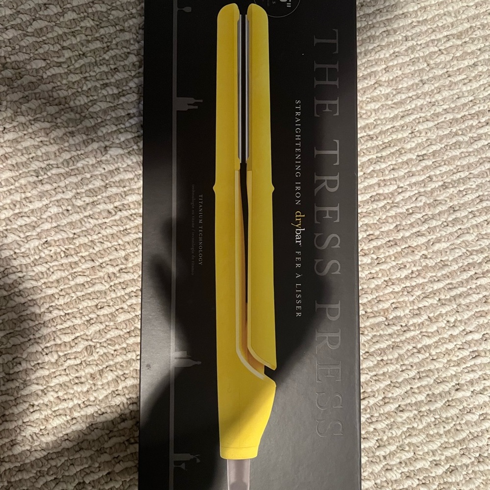 Drybar Tress Press 1.25” Hair Iron